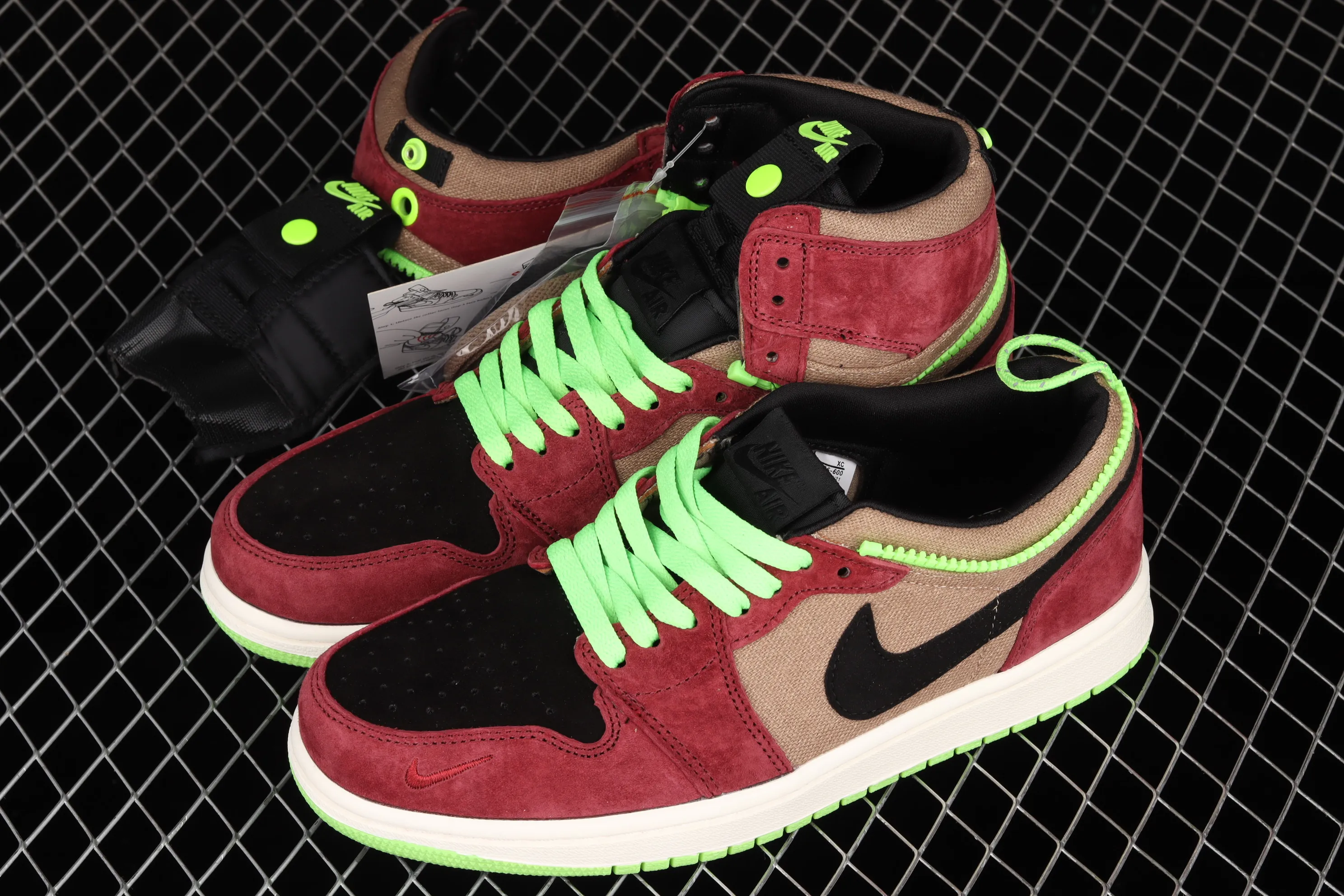 All categories Air Jordan Jordan series basketball shoes Air Jordan 1 High Z version Air Jordan 1 Switch AJ1 Joe 1 dark red zipper high-top cultural basketball shoes CW6576-600